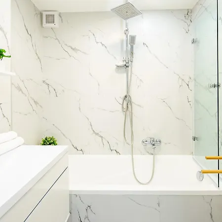 Super - Fresh And Modern Apartment