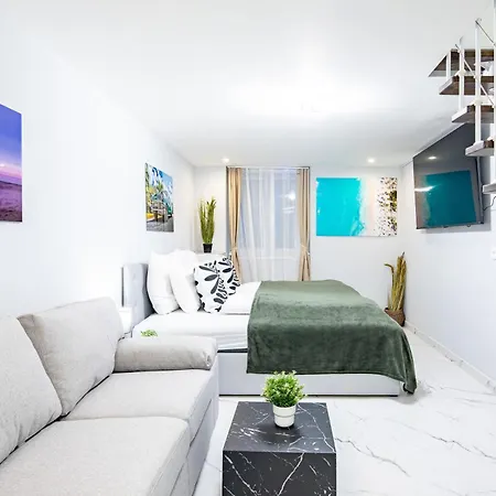 Super - Fresh And Modern