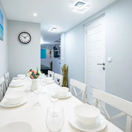 Super - Fresh And Modern