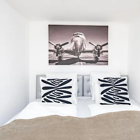 Super - Fresh And Modern *